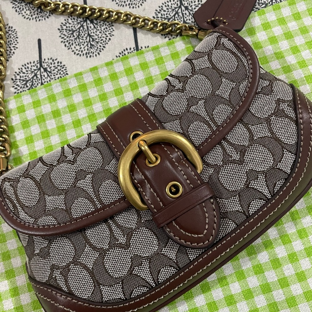 Coach Brown and Beige Signature Canvas Shoulder Bag with Gold Chain - Picture 7 of 9